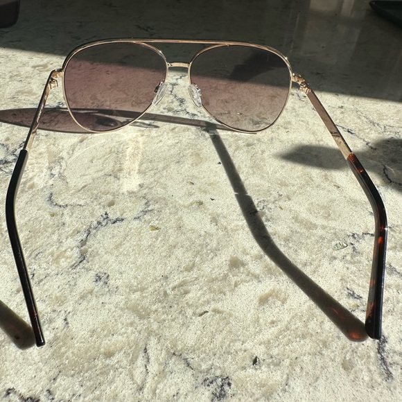 Quay Vivienne mini. Not sold on quays site anymore - Picture 5 of 7